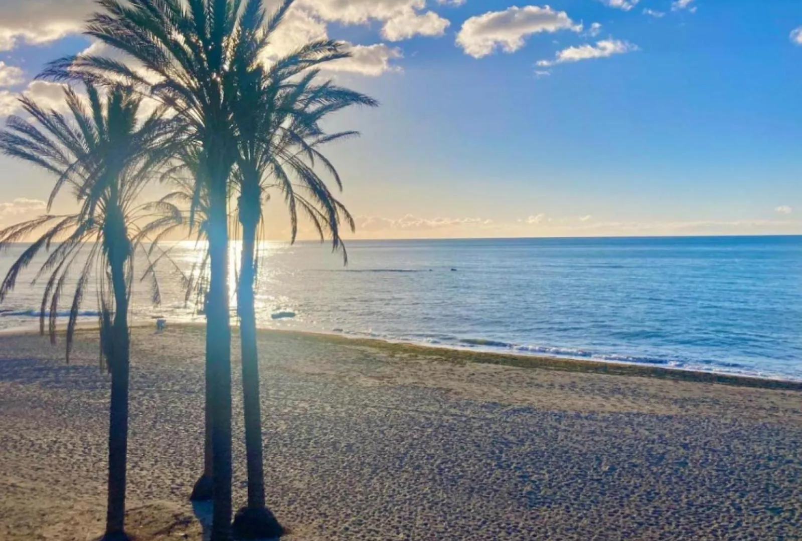 Wonderful Golf & Beach Apartment With Front Seaview And Pool Benalmádena